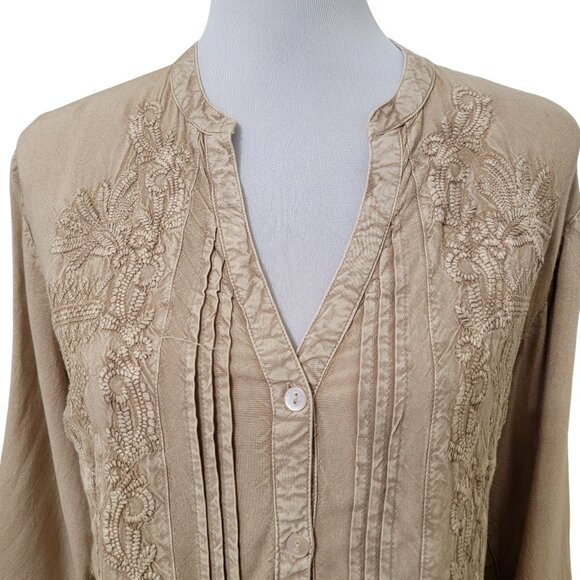Solitaire Size S Tan Embroidered Button Front Tunic - Picture 2 of 13